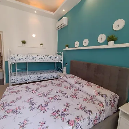 Golden Bed & Breakfast *
